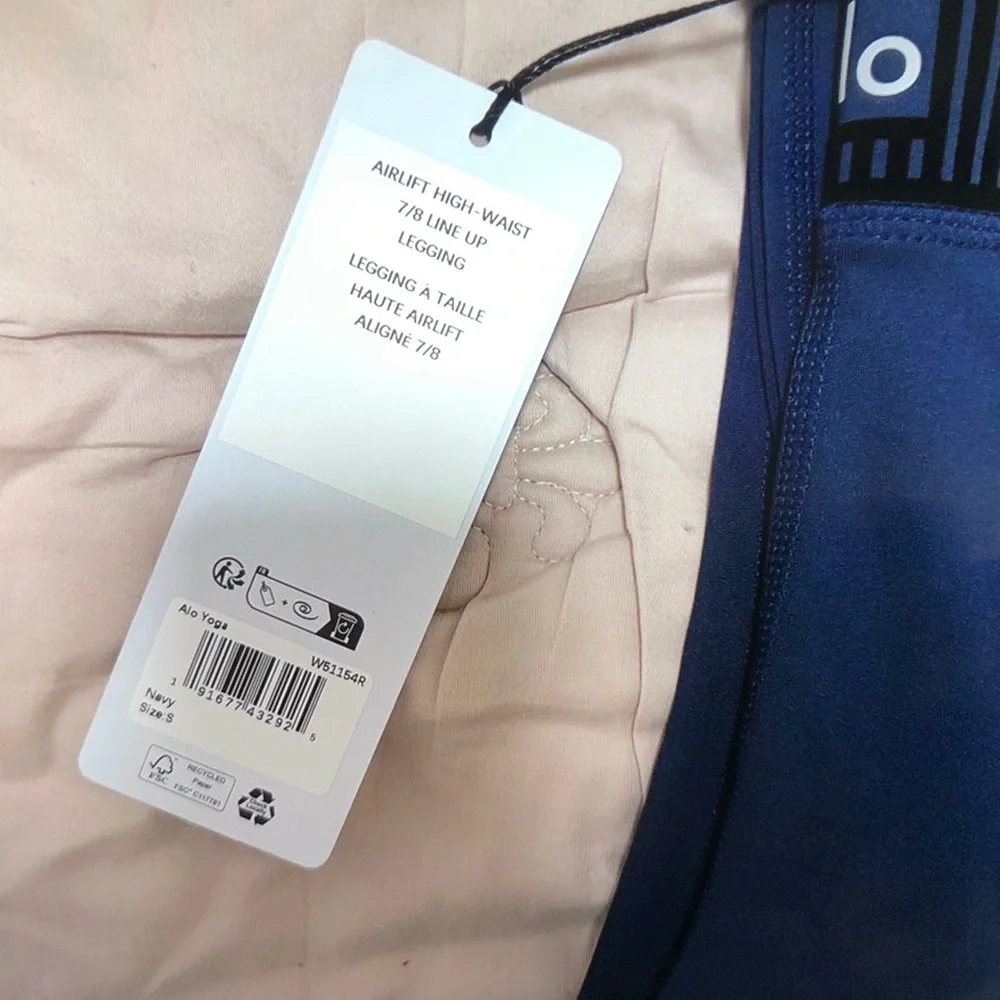 ALO Yoga Navy Seamless Sports Bralette with Legging Set
